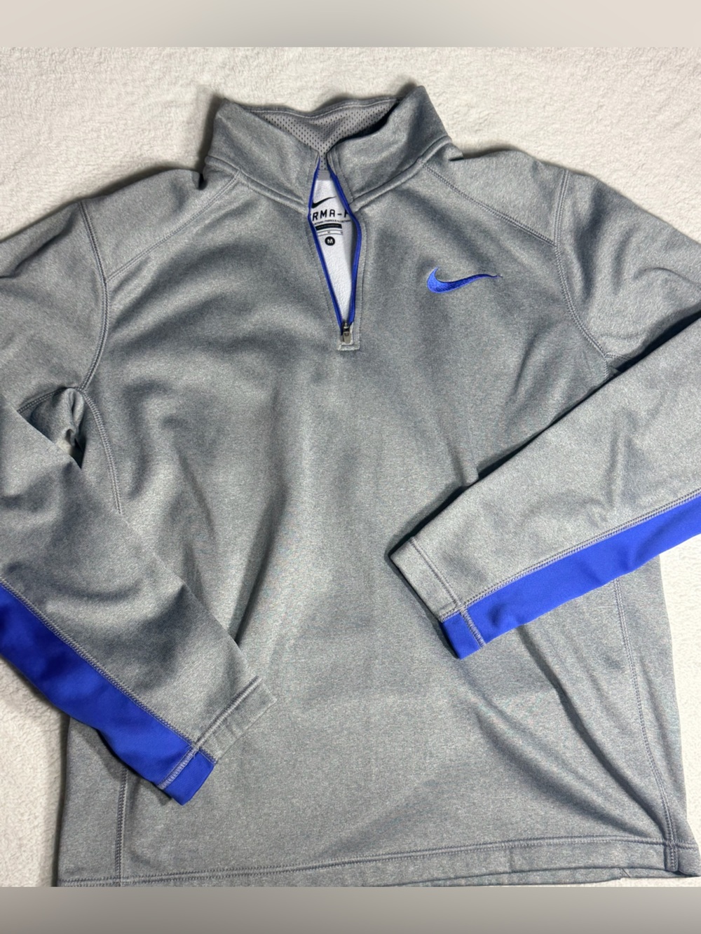 Nike Gray Quarter-Zip Therma-Fit Performance Pullover with Blue Stripes | Medium - Picture 2 of 6